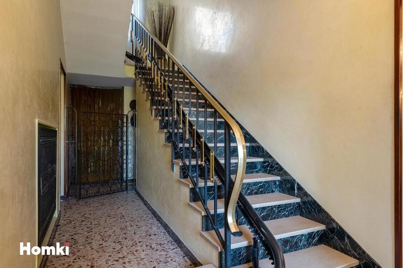 Maison de ville - 220 m² - 6 pièces