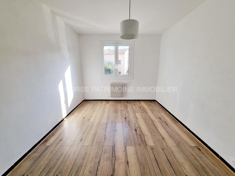 Appartement - 95 m² - 4 pièces