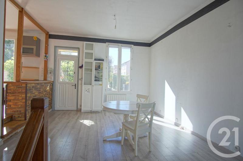 Maison - 82 m² - 4 pièces