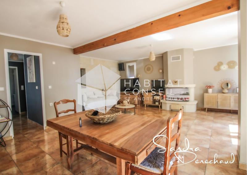 Maison - 144 m² - 5 pièces