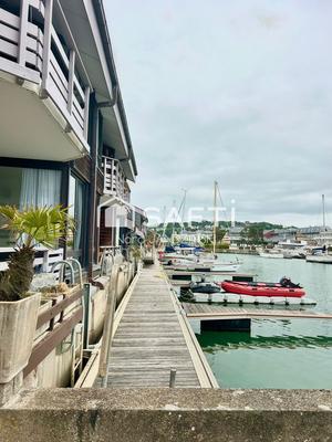 Appartement - 100 m² - 5 pièces