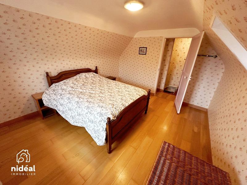 Maison - 98 m² - 5 pièces