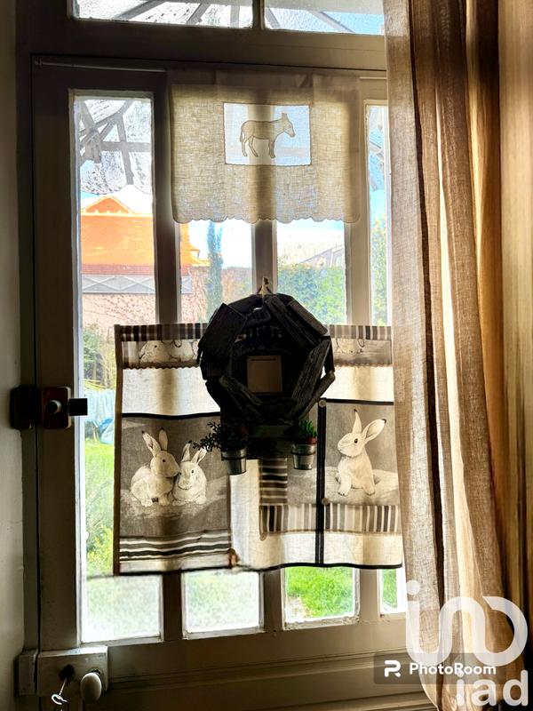 Maison - 184 m² - 8 pièces