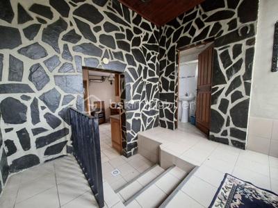 Maison - 132 m² - 5 pièces