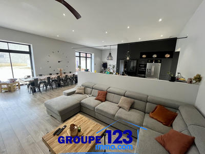 Maison - 125 m² - 4 pièces