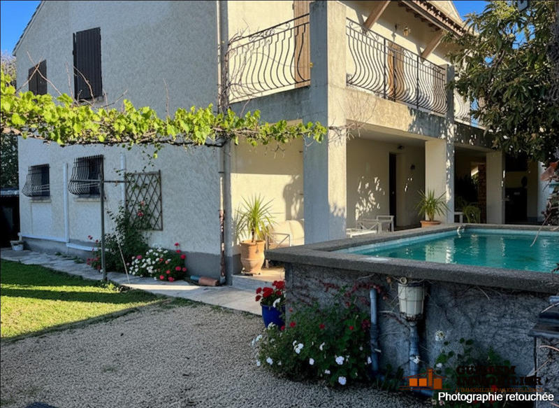 Maison traditionnelle - 160 m² - 7 pièces