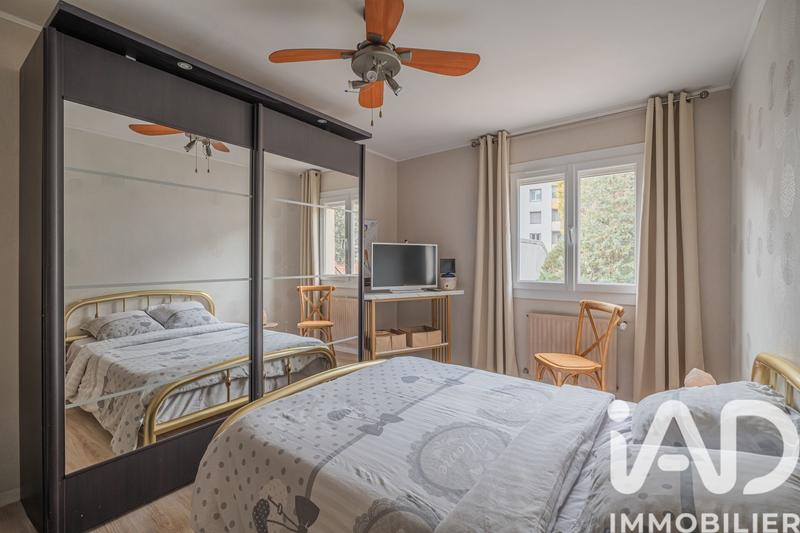 Maison - 137 m² - 6 pièces