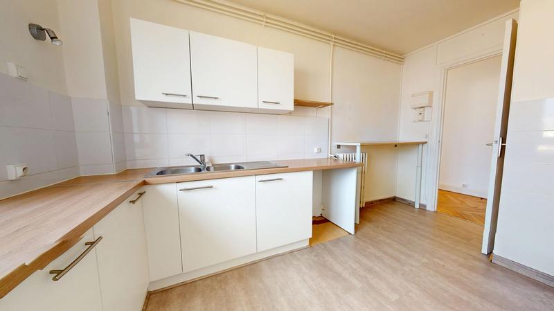 Appartement - 96 m² - 4 pièces