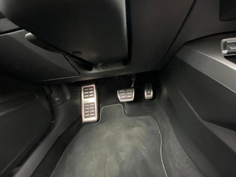 Audi A3 sportback Série 4 35 1.5 Tfsi 16v Gpf Mild Hybrid s tronic 7 s&amp;S 150 cv Boîte auto