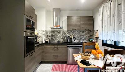 Maison - 80 m² - 5 pièces