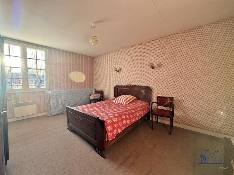 Maison ancienne - 107 m² - 8 pièces