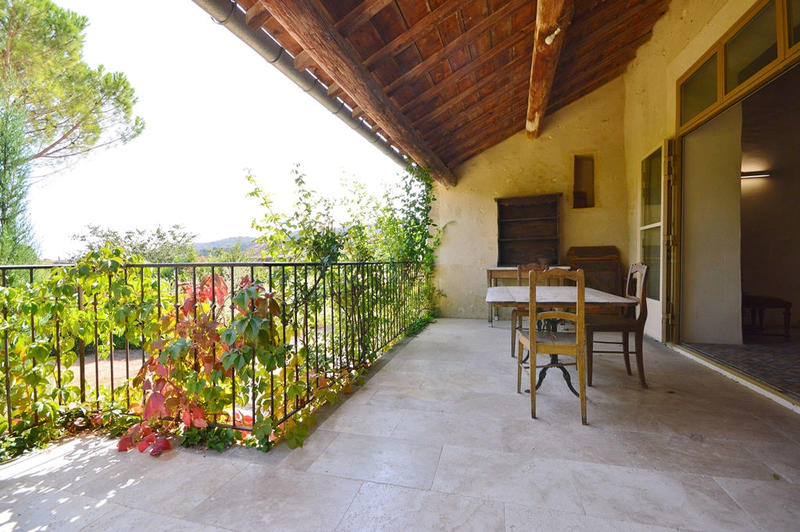 Maison en pierre - 307 m² - 8 pièces