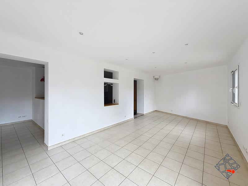 Maison - 160 m² - 7 pièces