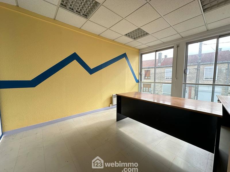 Bureau - 400 m² - 16 pièces