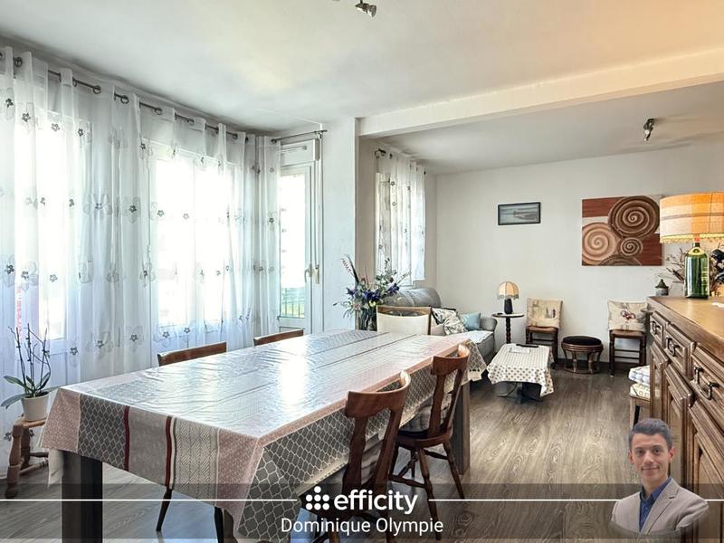 Appartement - 80 m² - 5 pièces