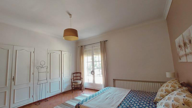 Propriété - 200 m² - 7 pièces