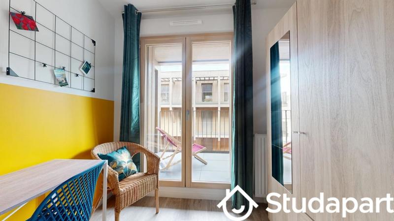 Chambre - 10 m² - 1 pièce
