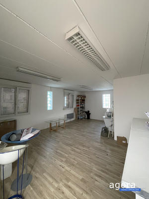 Local commercial - 160 m²