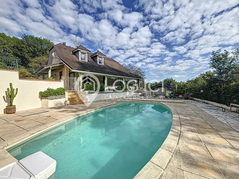 Maison - 135 m² - 6 pièces