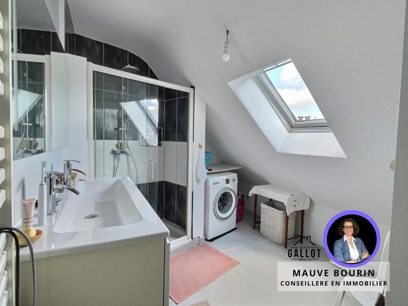 Appartement - 91 m² - 4 pièces