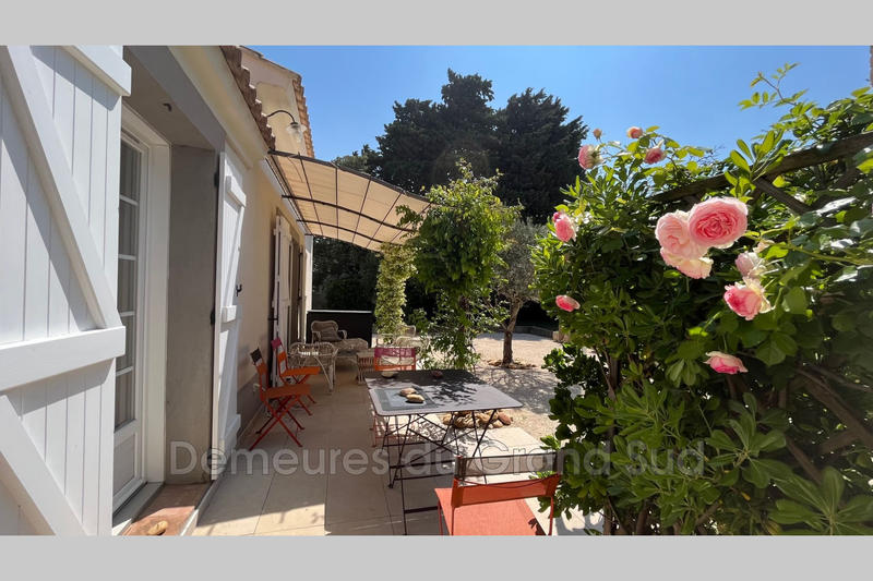 Mas - 190 m² - 5 pièces