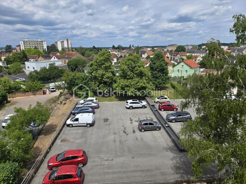 Appartement - 84 m² - 3 pièces