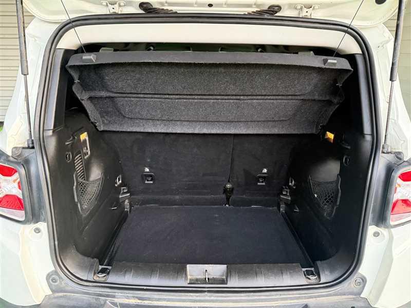 Jeep Renegade 1.6 I MultiJet s&amp;S 120 ch Bvr6 Limited