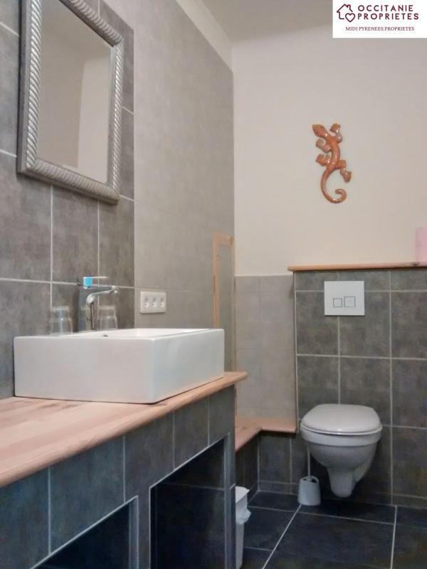 Propriété - 280 m² - 11 pièces