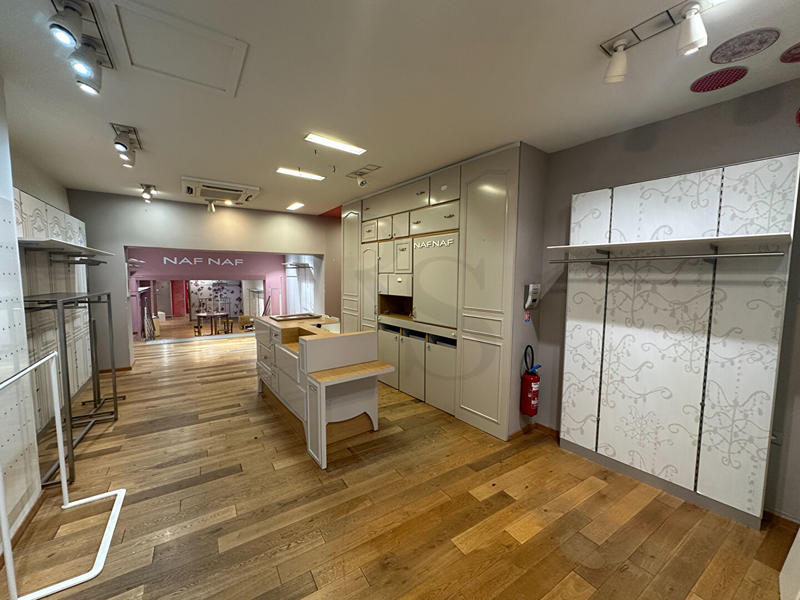 Immeuble - 6 pièces