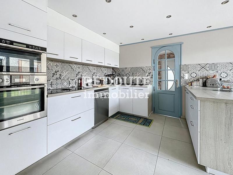 Maison - 138 m² - 6 pièces