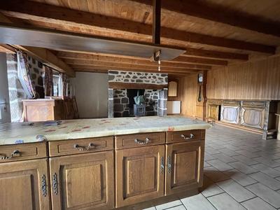 Maison - 122 m² - 8 pièces