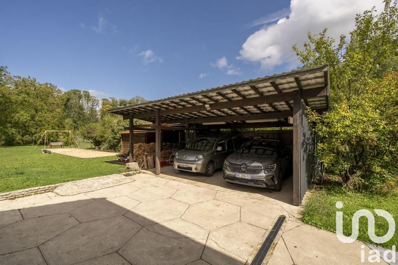 Maison - 286 m² - 9 pièces