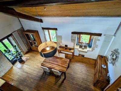 Maison - 224 m² - 7 pièces