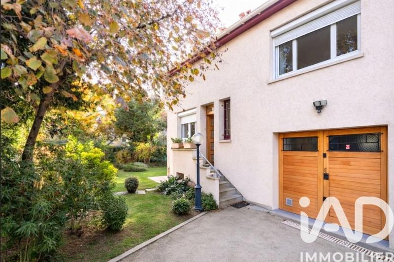 Maison - 110 m² - 4 pièces