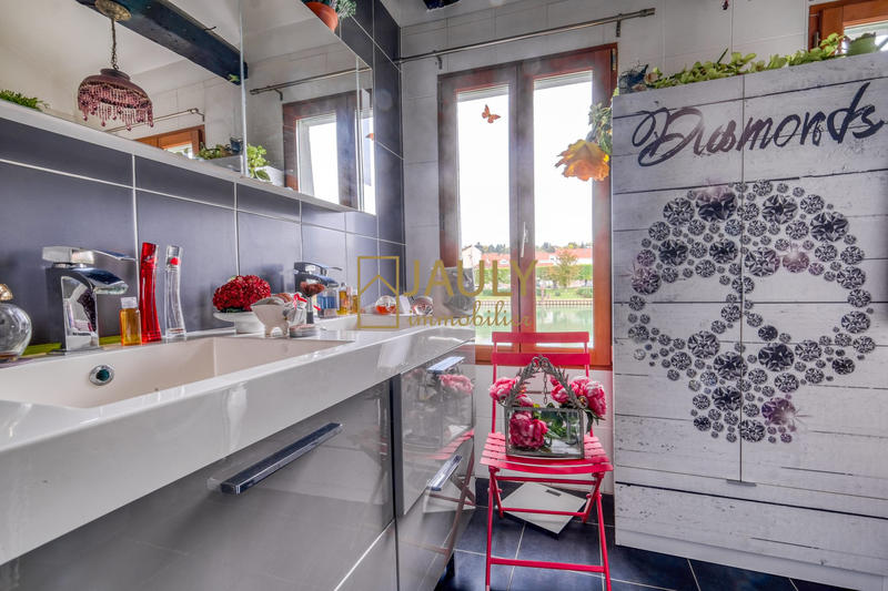 Appartement - 86 m² - 4 pièces