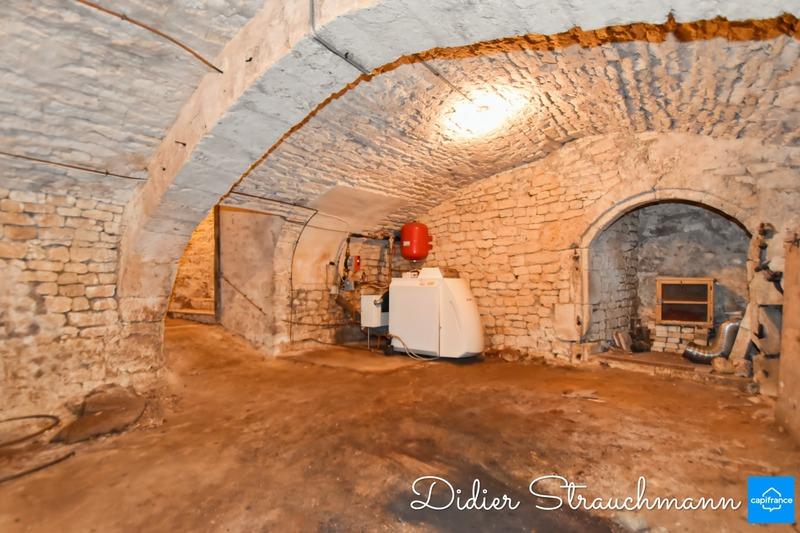 Maison - 322 m² - 8 pièces