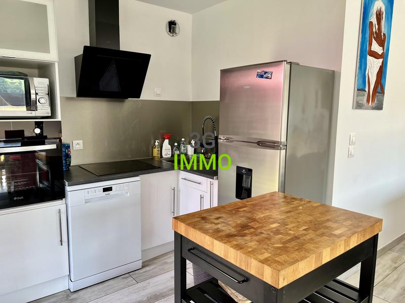 Villa - 80 m² - 4 pièces