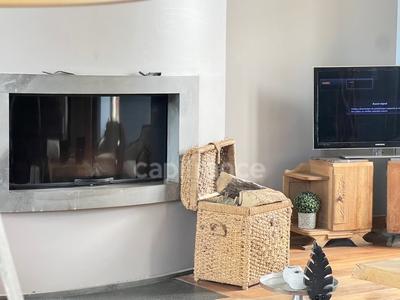 Propriété - 318 m² - 17 pièces