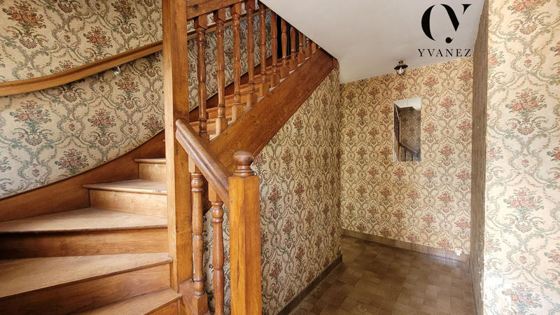 Maison - 136 m² - 7 pièces