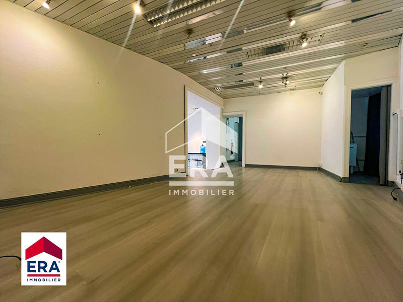 Local commercial - 63 m² - 4 pièces