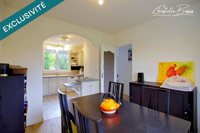 Maison - 104 m² - 4 pièces