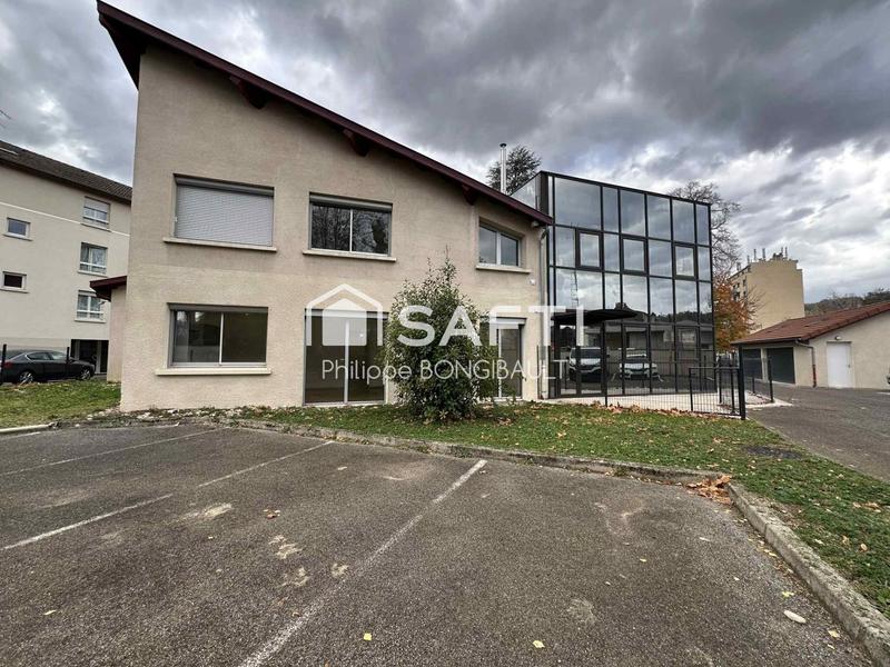 Appartement - 95 m² - 3 pièces