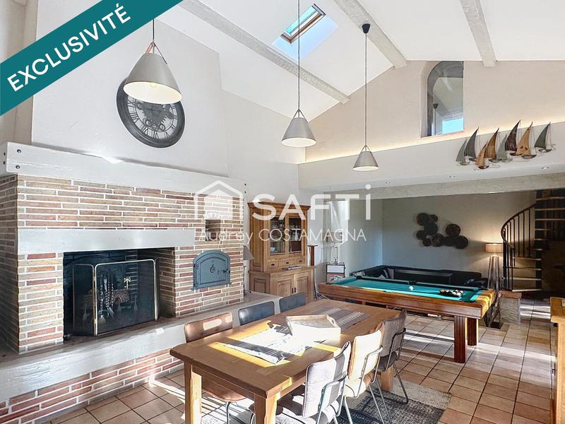 Maison - 205 m² - 7 pièces