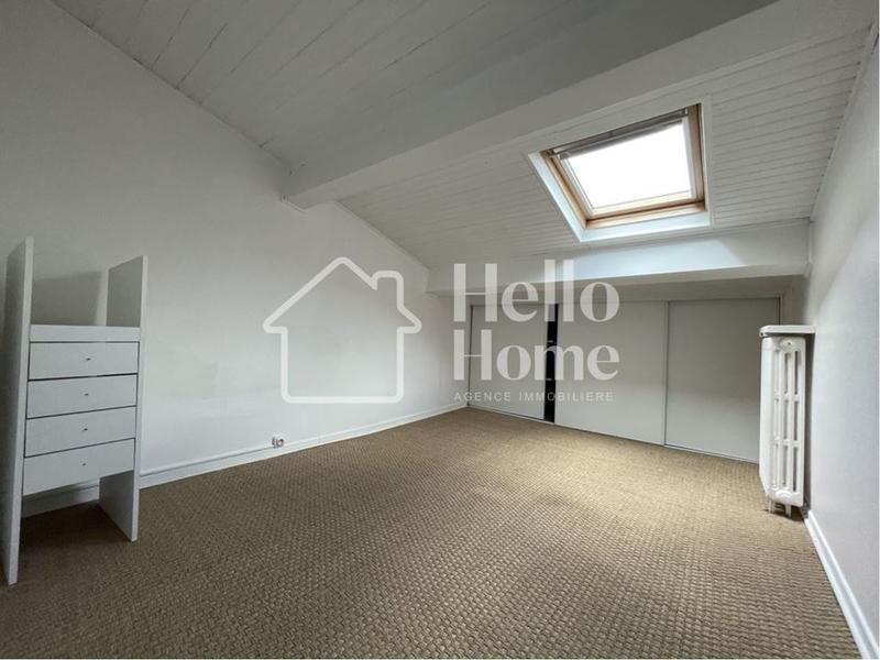 Maison traditionnelle - 117 m² - 6 pièces