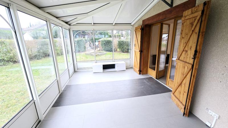 Maison - 252 m² - 6 pièces