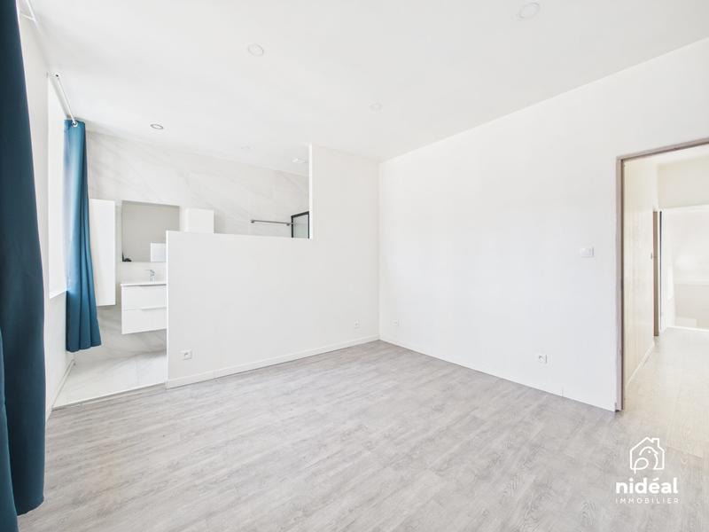 Maison - 104 m² - 4 pièces