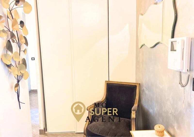 Appartement - 80 m² - 4 pièces