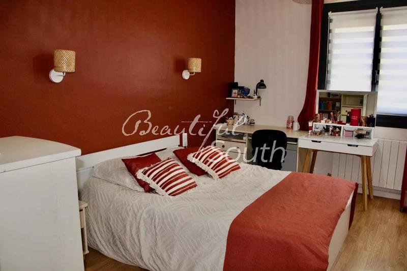 Gîte - 543 m² - 16 pièces