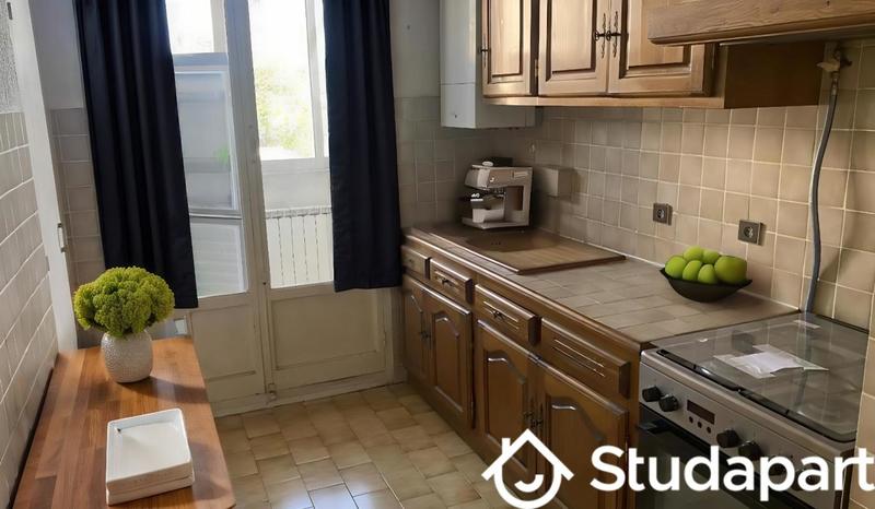 Chambre - 9 m² - 1 pièce