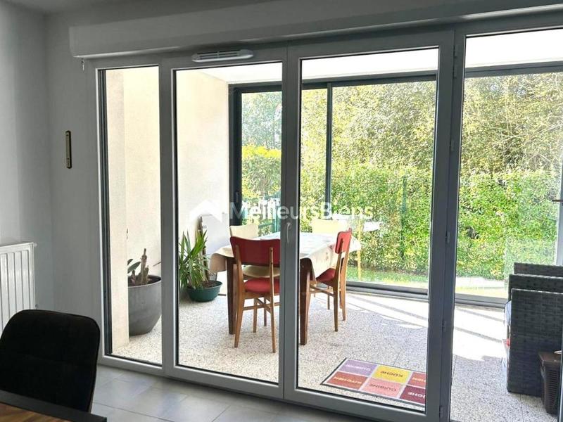 Appartement - 99 m² - 4 pièces